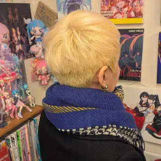 ショート カラー fuwat所属・秋葉原でカラーする なら🐉ちぇーたんのヘアスタイル