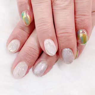 ネイル 根津 綾子のネイルデザイン