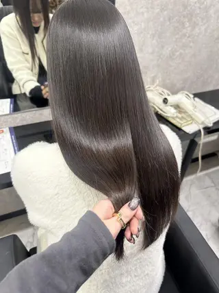 セミロング リルフェアリー 磐田店のヘアスタイル