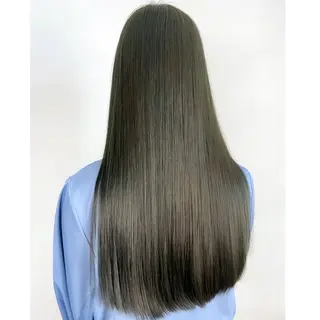 カラー ロング ITbyALBUM 下北沢店のヘアスタイル