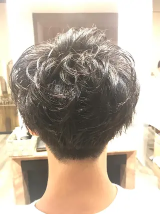 ショート パーマ メンズ 12月限定クーポン 💕大量更新ブリーチのヘアスタイル