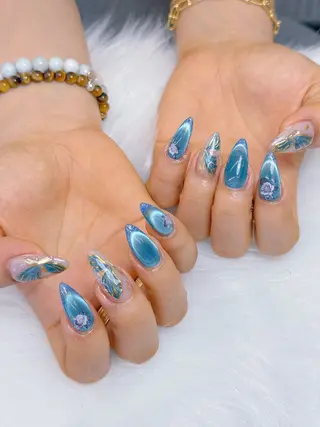 ネイル Luxe Nailのネイルデザイン