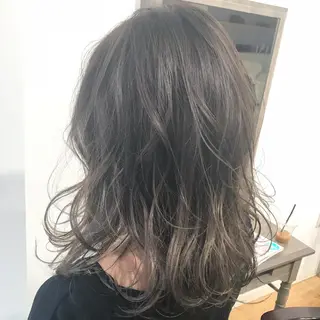 ミディアム タカハシ ユウキのヘアスタイル