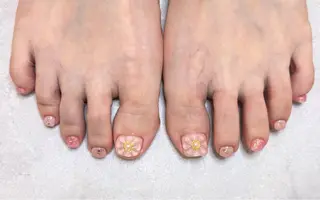 ネイル CHOUETTE Minamiのネイルデザイン