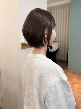 ショート カラー 米中 杏里のヘアスタイル