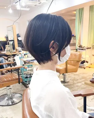 ショート ショートヘア、ボブ こやさん　コヤマのヘアスタイル