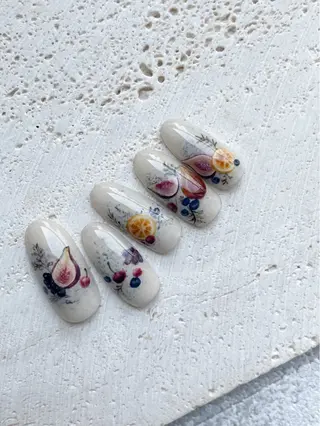 ネイル atelier　FIORITURA所属・FIORITURA aiのネイルデザイン