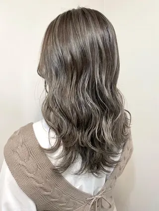 ロング カラー ブリーチ毛対応酸性 ストレート🌈サキのヘアスタイル