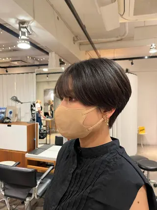 ショート ベージュ/グレージュ 恵比寿/丸山陽平のヘアスタイル