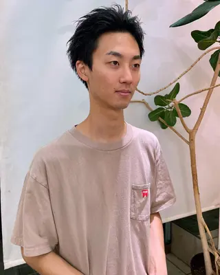 ショート メンズ 塩谷 雪花のヘアスタイル