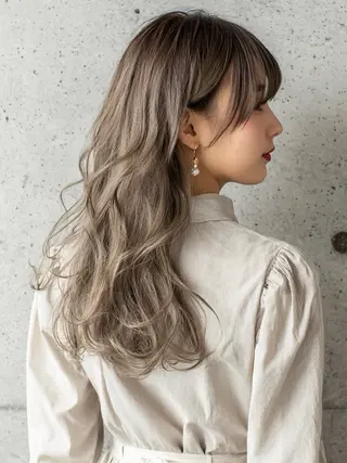 セミロング カラー 池袋/カラー特化🎨 GLADGE🩵のヘアスタイル
