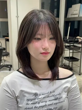 ミディアム カラー パーマ ヘアアレンジ パク・ボミン小野リエ 韓国ハーフ🦊のヘアスタイル