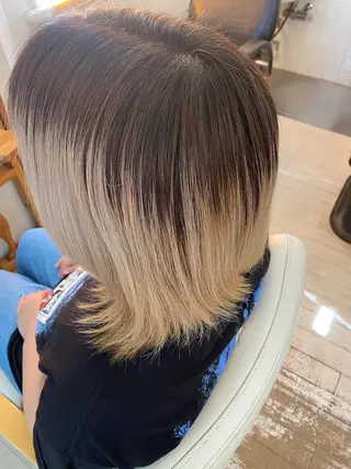 ミディアム カラー CRADLE Takeuchiのヘアスタイル
