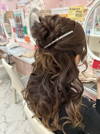 ロング ヘアアレンジ 縮毛矯正／髪質改善 🌟mizukiのヘアスタイル