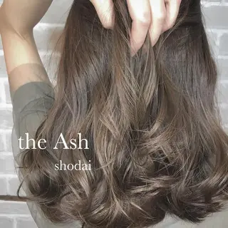 セミロング カラー ハイライト、レイヤー カット/西梅田/中西のヘアスタイル