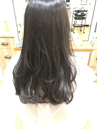 ロング カラー 宮永 れいなのヘアスタイル