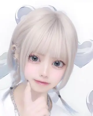 ミディアム カラー salowin iori原宿B1店所属・ハイトーン/髪質改善 原宿𝑺𝑬𝑵𝑨のヘアスタイル