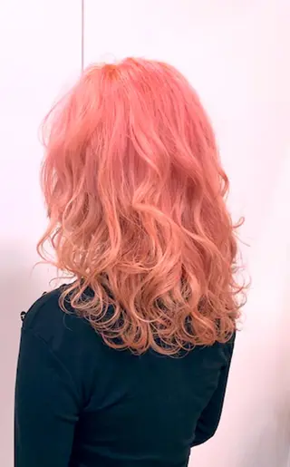 セミロング 美容歴15年 岩田芳郎のヘアスタイル