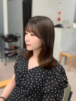 ミディアム shes茶屋町アリサ 🎀顔周り×韓国風のヘアスタイル