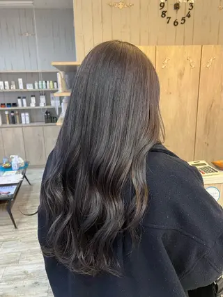 ロング カラー gabi hair LOOB所属・hina ✂︎のヘアスタイル