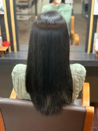 ロング サロンドルナ所属・脱白髪染め カミタニのヘアスタイル
