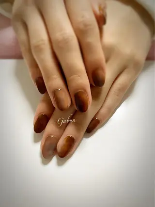 ミディアム ネイル LOTUS ネイルサロンのネイルデザイン