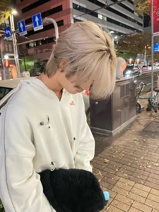 カラー メンズ インク 美容院のヘアスタイル