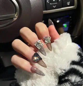 ネイル NAILS 168 新大久保店のネイルデザイン
