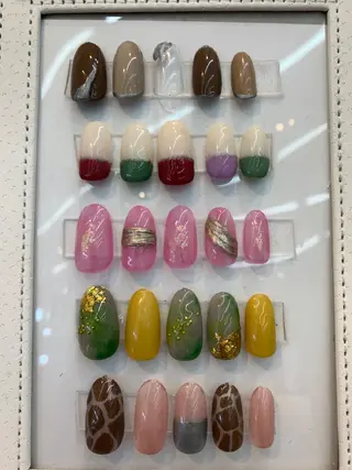 ネイル 高橋 春菜のヘアスタイル