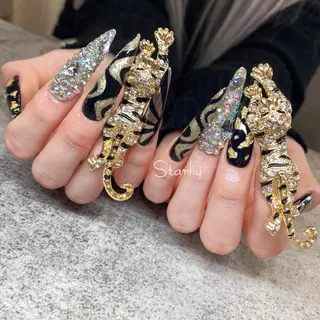 ネイル Starliy所属・~Starliy~ 三重県津市のネイルデザイン