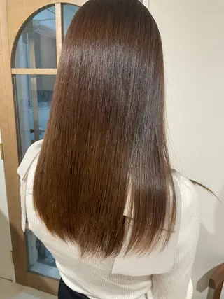 CreBiA ten_【クレビアテン】所属・crebia 漢人 美海／レイヤーカットのヘアスタイル