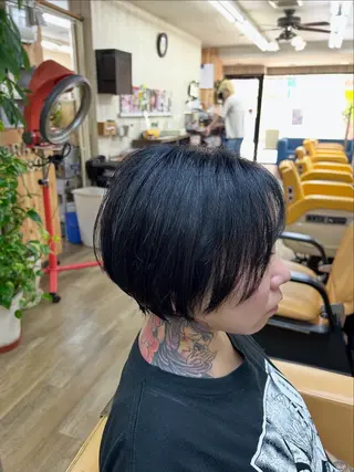 ショート ブレイヴシザーあびこ所属・牛尾 友雅のヘアスタイル