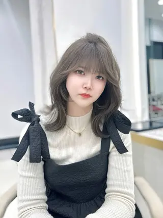 ミディアム 韓国顔まわり/前髪 /レイヤー/いつきのヘアスタイル