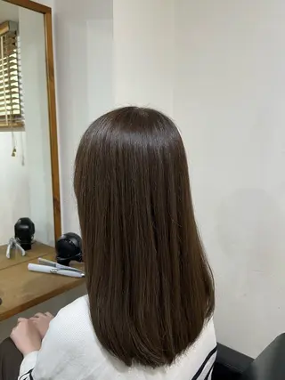 セミロング カラー ✨🎨ブリーチなし 透明感カラー✨美友のヘアスタイル