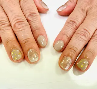 ネイル 二見 晴香のネイルデザイン