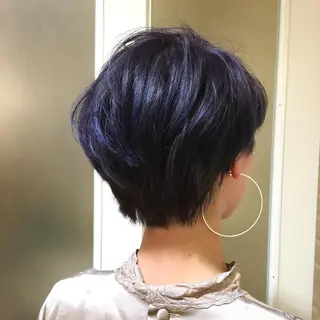 ショート カラー 加藤 あやみのヘアスタイル