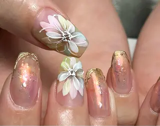 セミロング en.total beauty salon所属・森 まやのネイルデザイン