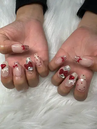 ネイル SHION  のネイルデザイン