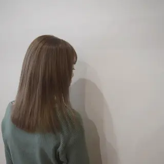 カラー ハイトーンカラー RYUのヘアスタイル