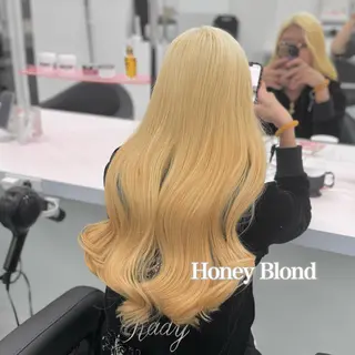 ロング カラー ヘアアレンジ 💘Risa💘/ミ ルクティ/ハイトーンのヘアスタイル