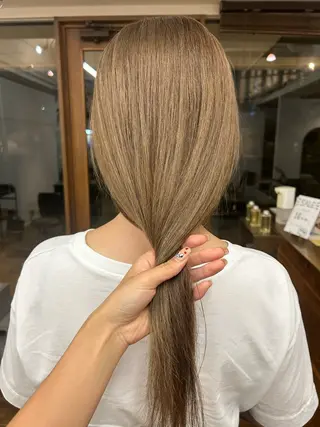 ロング siro所属・siro meruのヘアスタイル