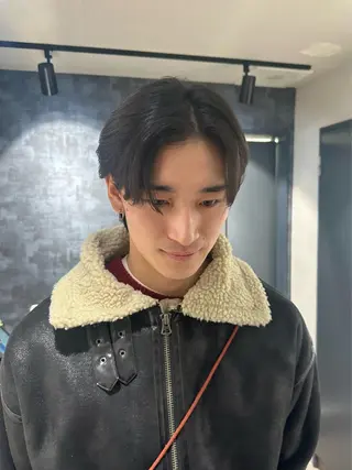 ミディアム SALOWIN 原宿 iori所属・💈センターパート パーマ特化💈雄太のヘアスタイル