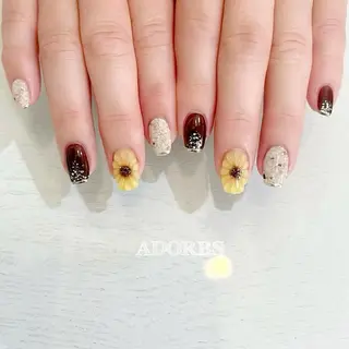 ネイル ADORBS ✩上福岡Ranranのネイルデザイン