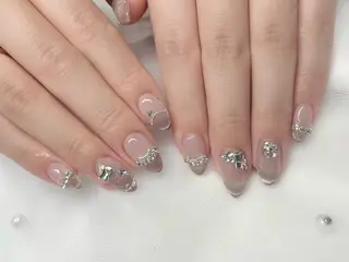 ネイル eyelash &nail SieG所属・SieG moeのネイルデザイン