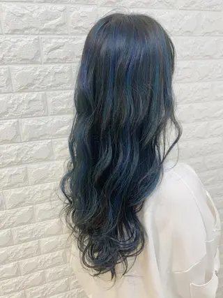 ロング カラー 福森 みずきのヘアスタイル