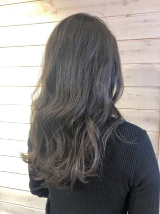 ロング カラー さかい なつみのヘアスタイル