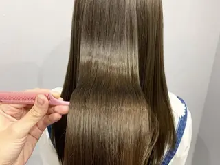 ロング 艶感透明感カラー🤍 hinaのヘアスタイル