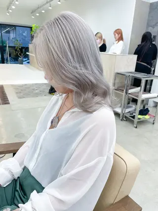 ミディアム カラー ハイトーン/レイヤー /ケアブリーチ石川治のヘアスタイル