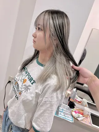 セミロング ブリーチ毛に縮毛矯正 ✨カラー✨山田 正幸のヘアスタイル
