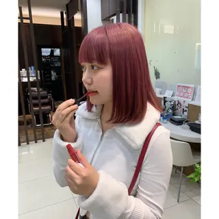 ミディアム カラー tokute よしかわなお🍒のヘアスタイル